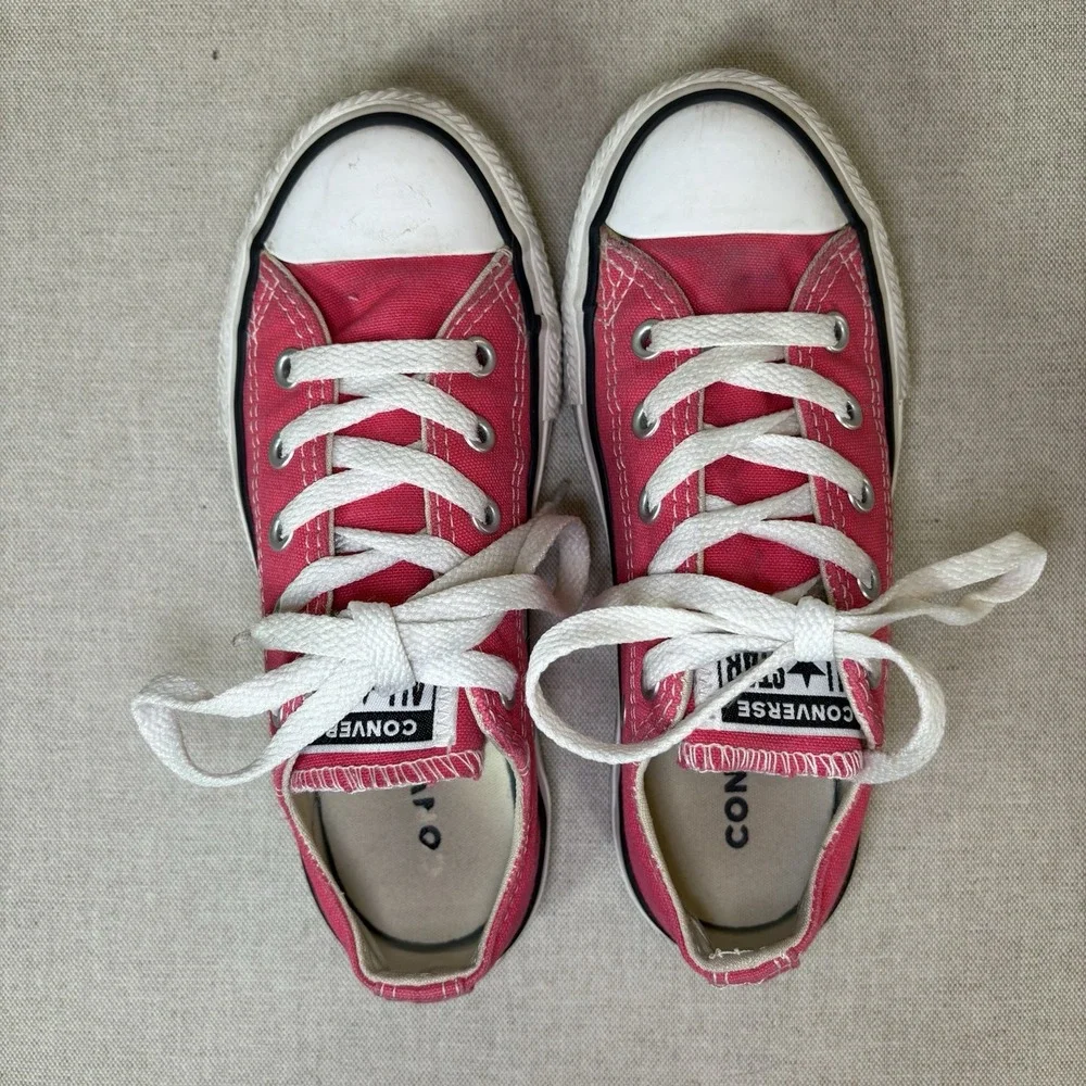 Converse Chuck Taylor‎ All Star Ox Youth Size 13 Shoes Pink Sneakers 370407F